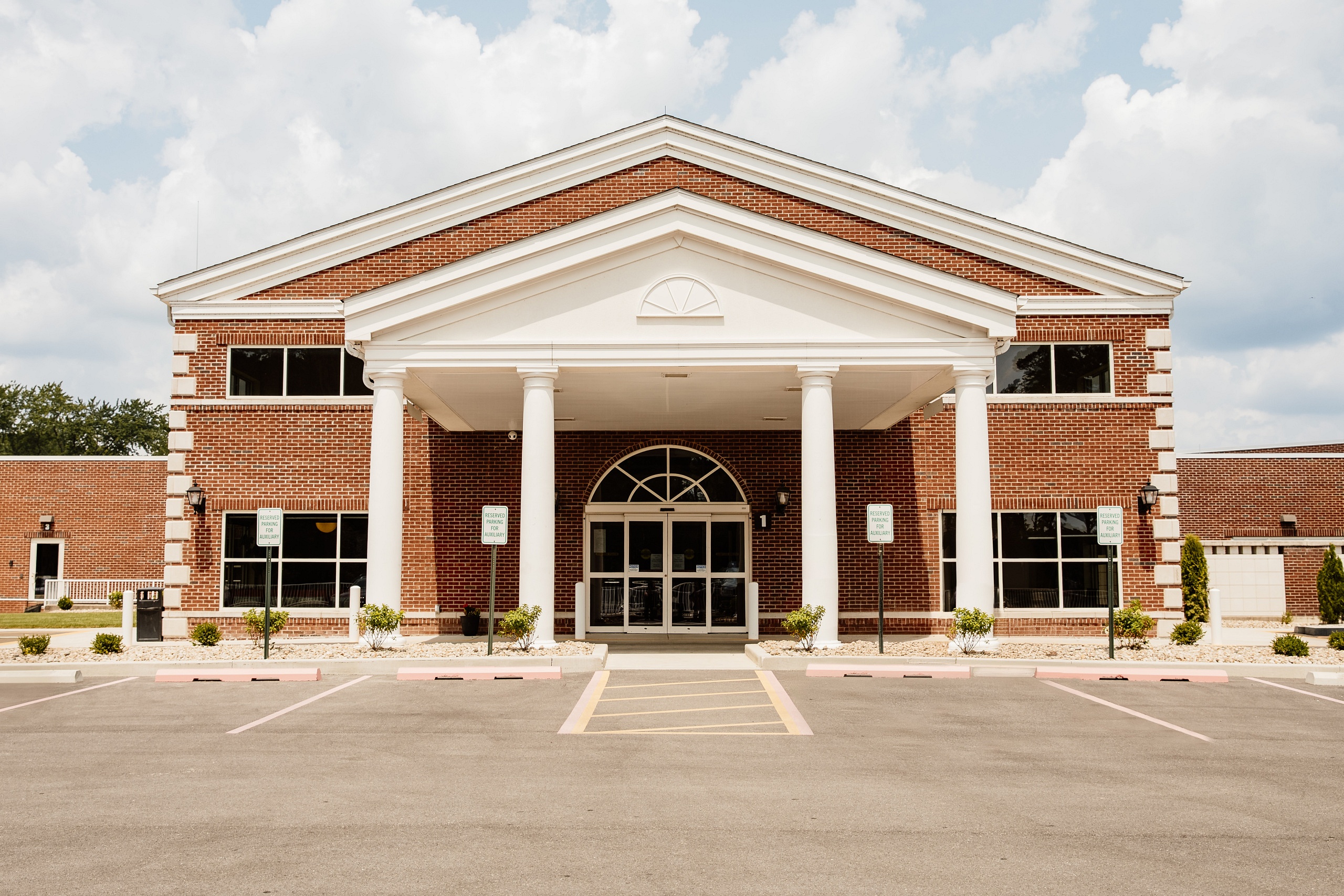 Front Canopy at the Entrance of Salem Township Hospital